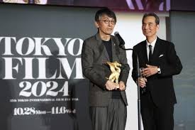 東京国際映画祭、最高賞に「敵」 吉田大八監督、主演長塚京三さん：時事ドットコム